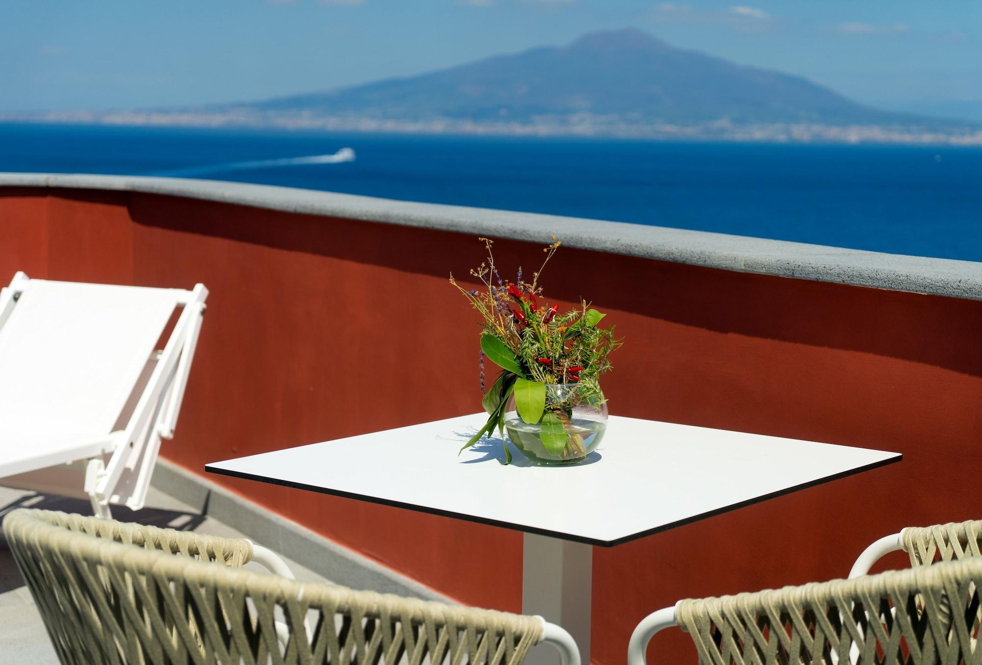 Hotel Lorelei Londres Sorrento Exterior photo